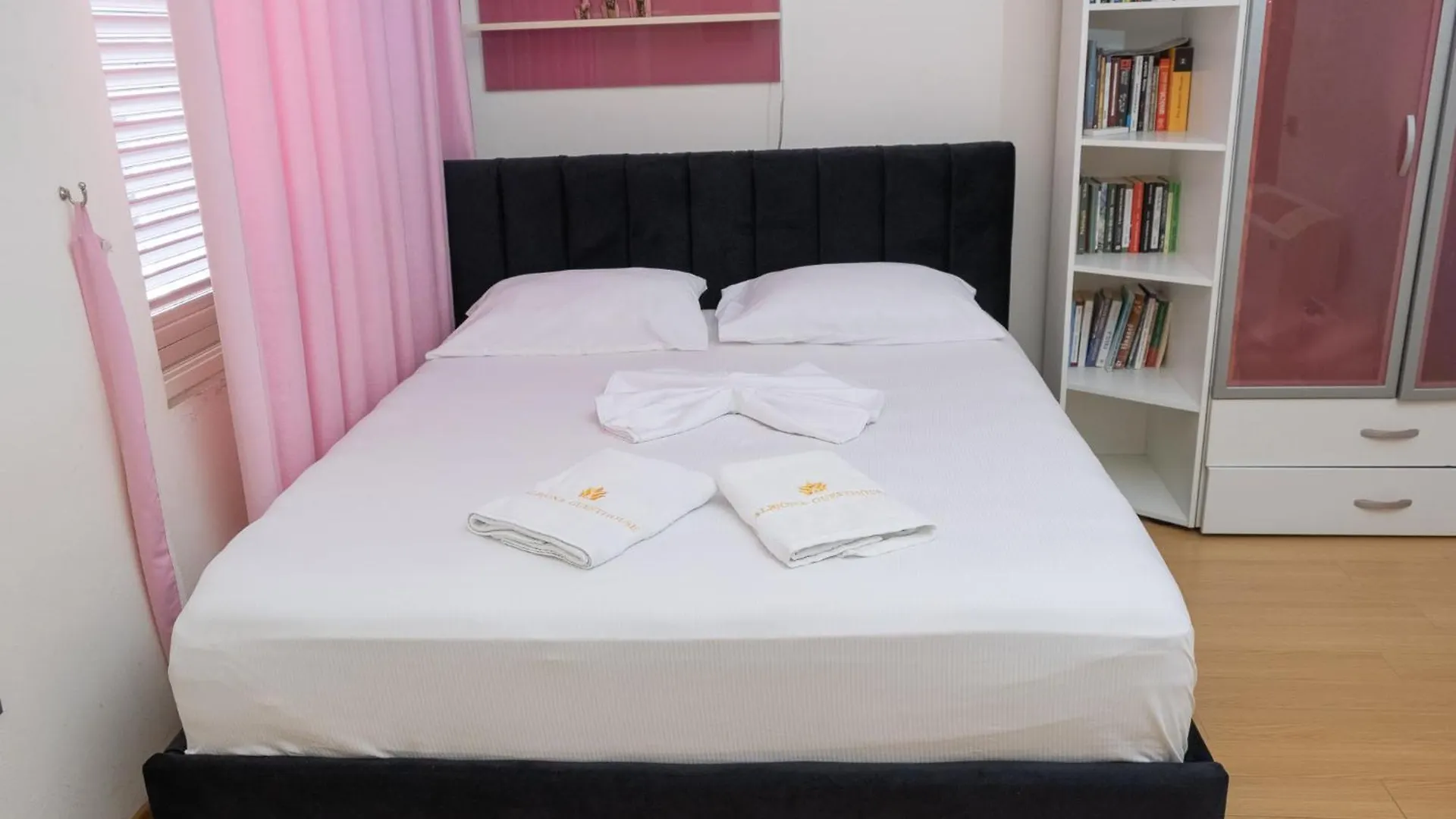 Albjona Guesthouse Tirana 0*,  Albania