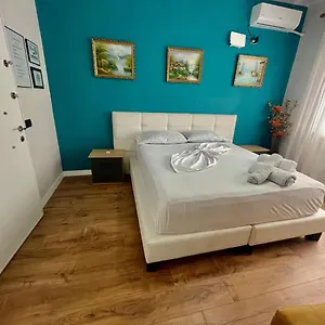 Guest house Private Entry And Bathroom, Tirana